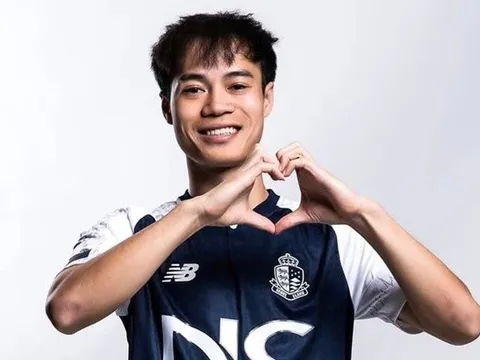 Văn Toàn đá chính ở trận mở màn K.League 2