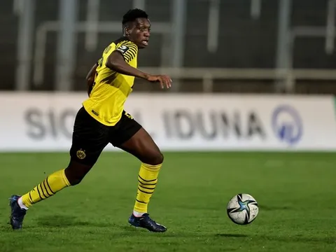 Juventus nhắm ngọc quý Dortmund