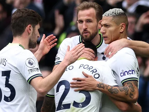 "Nếu là Kane, tôi sẽ làm mọi thứ trong khả năng để đến M.U"