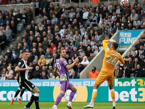 Harry Kane được ca ngợi sau khi xé lưới Newcastle