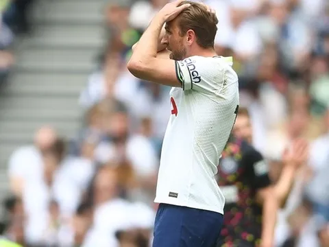 Kane không thể ngăn Tottenham lún sâu vào khủng hoảng