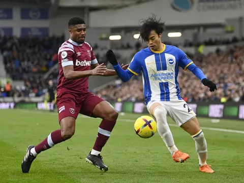 Kaoru Mitoma lại tỏa sáng ở Premier League