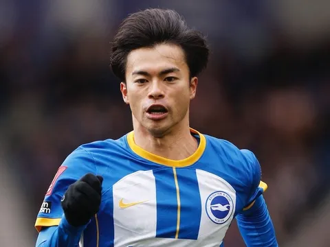 Kaoru Mitoma tăng giá