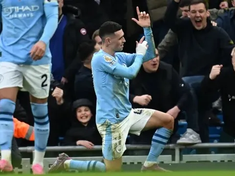 'Kẻ bắn tỉa' của Man City