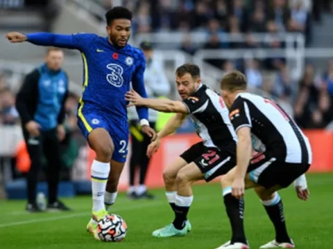 Kế hoạch của Newcastle phá sản vì 1 sao Chelsea