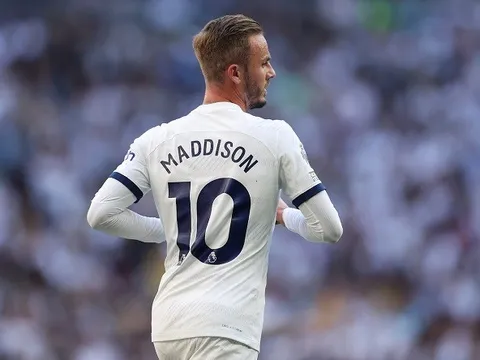 "Kẻ phản diện" Maddison và "alpha-male" Postecoglou