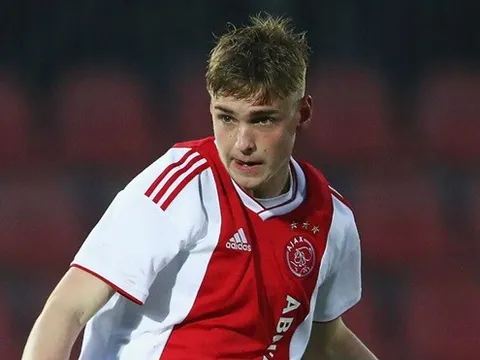 "Ten Hag đề nghị tôi đi dưới dạng cho mượn nhưng tôi không muốn"