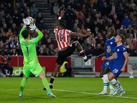 HLV Brentford chọn sao Chelsea hay nhất trận
