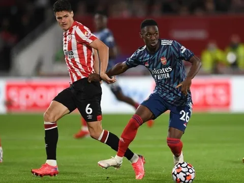 Kevin Campbell chỉ rõ cầu thủ đang lãng phí thời gian ở Arsenal