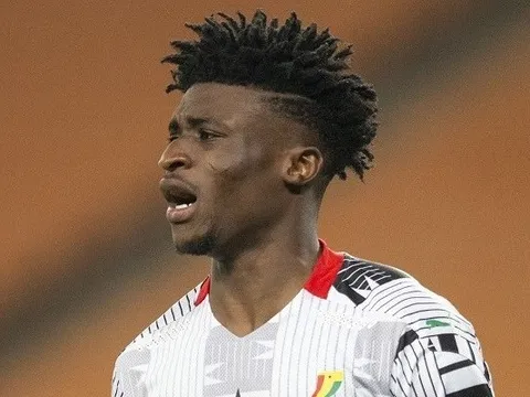 Campbell ủng hộ thương vụ 40 triệu bảng của Arsenal