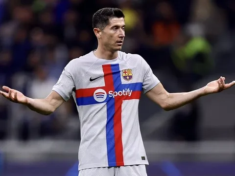 Kháng án bất thành, Barca đón hung tin về Lewandowski