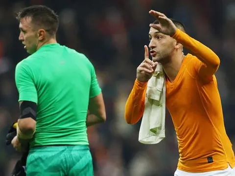 Khen đối thủ hay, Ten Hag đánh trống lảng về cậu học trò