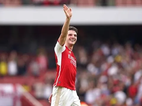 Khen Rice, Roy Hodgson nhớ đến Sir Alex