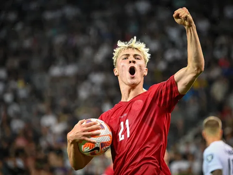 Khi nào Rasmus Hojlund có thể ra mắt Man United?