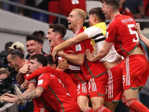 Khi xứ Wales lại hóa… “xứ Bale”