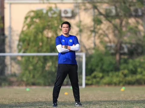 "Khó thể đi châu Âu nên tôi chọn châu Á và V-League"