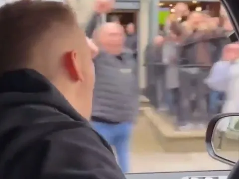 Khoảnh khắc bùng nổ của Zinchenko