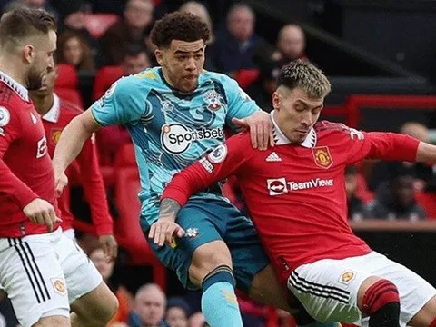 Khoảnh khắc đẳng cấp giúp Ten Hag nhận ra người thay thế Casemiro