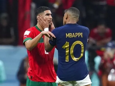 Khoảnh khắc đắt giá giữa Mbappe và Hakimi