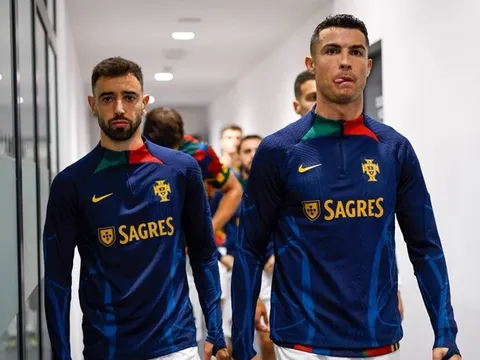 Khoảnh khắc giữa Ronaldo và Bruno gây bão