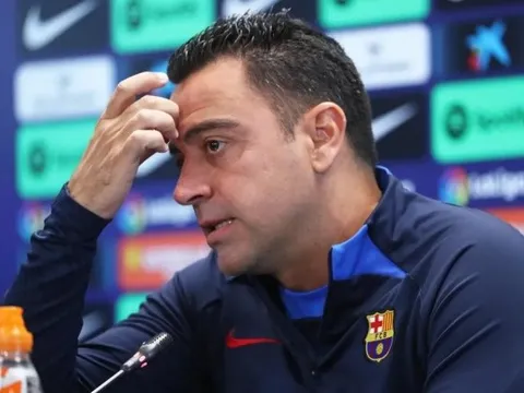 Không còn đường lui cho Xavi