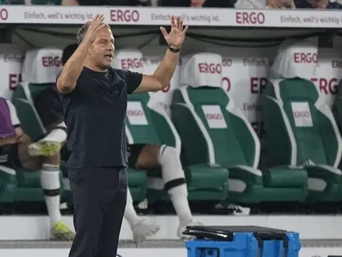 "Không còn nhiều người ủng hộ Hansi Flick nữa"