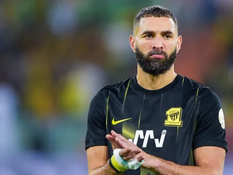 Không được ra đi, Benzema “đình công” tại Saudi Arabia