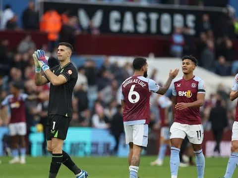 Không thể cản Aston Villa