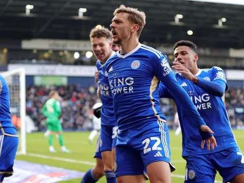 Không thể cản! Leicester City băng băng tiến lên Premier League