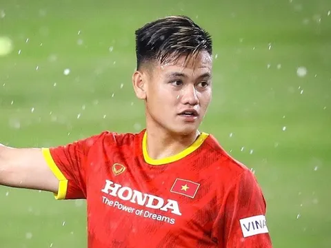 Kiến tạo cho Văn Đức, Tấn Tài được AFF vinh danh