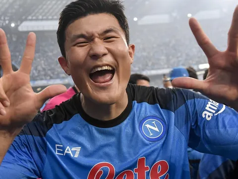 Diễn biến mới vụ Kim Min-jae tới Man United