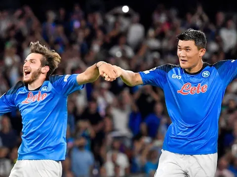 Bom tấn 60 triệu euro gật đầu với dự án của Ten Hag