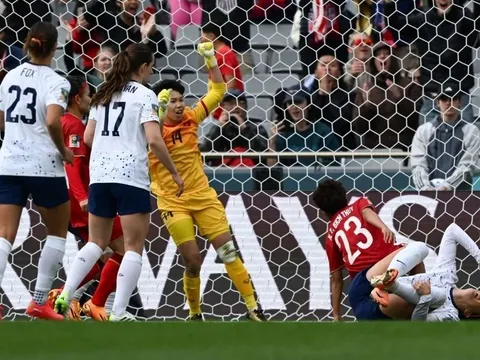 Kim Thanh hóa người hùng cản phá penalty của tuyển Mỹ