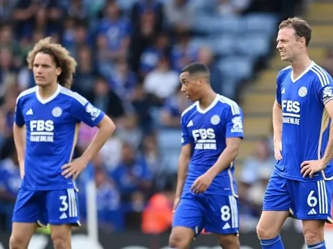 Ẩu đả kinh hoàng ngày Leicester xuống hạng
