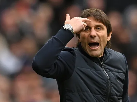 Tottenham đang giống Arsenal thời Wenger