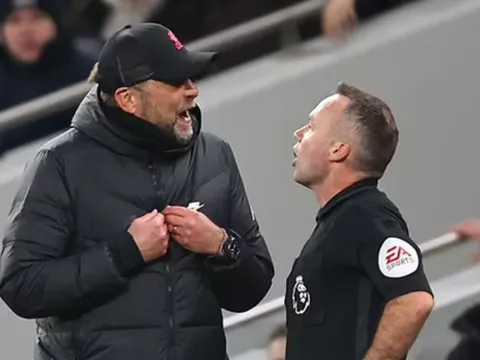 Klopp: "Bạn cần một trọng tài khách quan"
