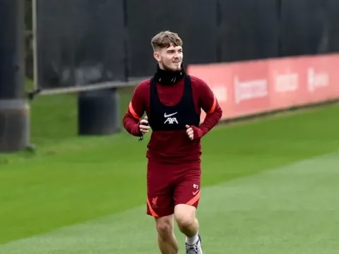 Klopp nói về chấn thương của Elliott