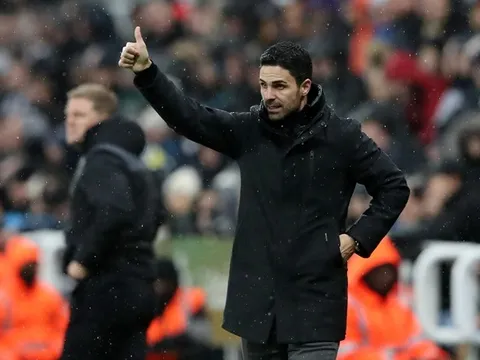 Arsenal phải sớm quên đi thất bại trước Porto