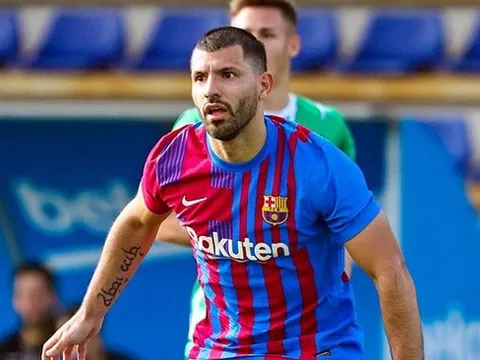 Koeman chốt khả năng thi đấu của Aguero