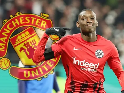 Man Utd đón cú sốc từ Frankfurt