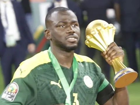 Koulibaly: Người viết sử cho bóng đá Senegal