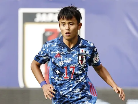 Kubo, Minamino gửi lời chúc đến Hàn Quốc