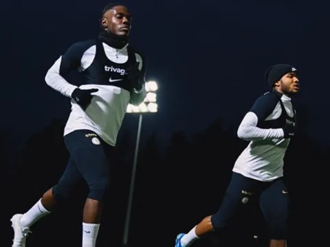 Chelsea đón cú hích từ bộ đôi bom tấn