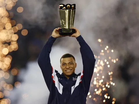 Kylian Mbappe: Loại bỏ Neymar và khát vọng siêu anh hùng