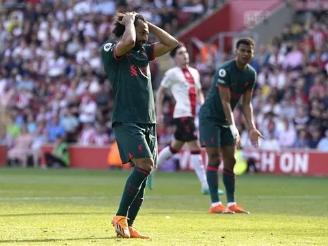 "Liverpool có mùa giải thất bại"