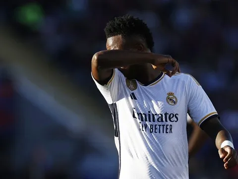 Vấn đề nhức nhối xuất hiện, La Liga hành động bảo vệ Vinicius