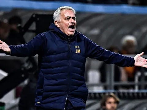 Làm loạn và phản thầy, "đặc sản" ở các đội bóng của Jose Mourinho