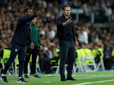 Lampard nêu lý do sử dụng sơ đồ 5 hậu vệ