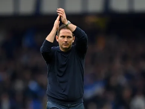 Lampard sở hữu cái uy mà Potter còn thiếu