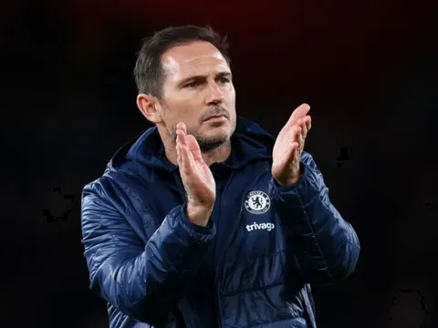 Lampard tệ như thế nào khi dẫn dắt Chelsea?